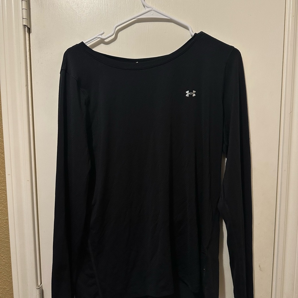 Under Armour Women's Black Long Sleeve Tee